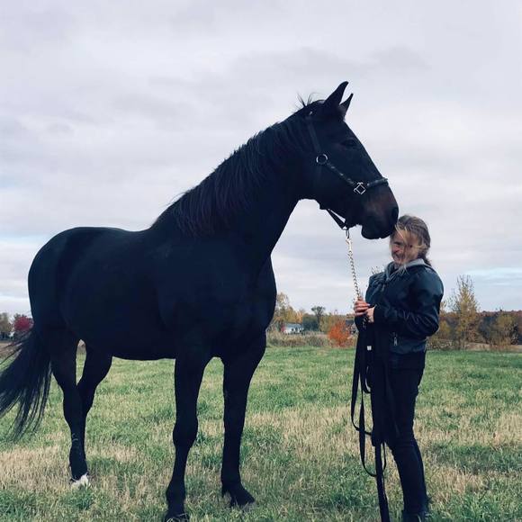 Meet your Posher, Emy - Picture 1 of 1